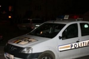Noapte cu bucluc pentru un şofer din Alba. Acesta a fost depistat cu permisul de conducere anulat