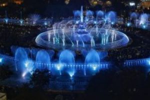 Fantanile de la Piata Unirii, omologate drept ”Cel mai lung sir de fantani coregrafice sincronizate din lume”