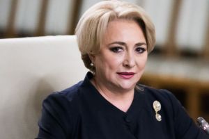 Dăncilă, trasă la răspundere pentru drumul Sibiu – Braşov