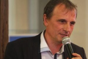 Ștefan Runcan, repus de instanţă la şefia Aeroportului ”Transilvania”. Hotărârea judecătorească, nepusă în aplicare de 6 ani!