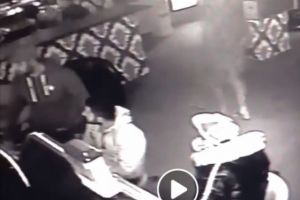 Imagini terifiante în Ialomiţa. Femeie bătută cu bestialitate după ce ar fi refuzat să întreţină relaţii intime cu doi bărbaţi (VIDEO)