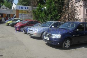 Consiliul Judeţean vrea să extindă parcarea de la Spitalul judeţean. Ce teren vrea să achiziţioneze