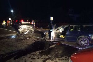 FOTO Accident cumplit produs de un botoşănean. Doi soţi au murit, iar alte patru persoane au fost rănite
