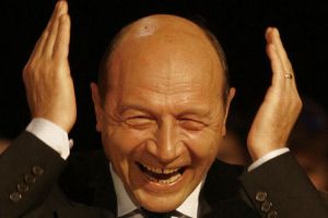 Băsescu curtează PNL, dar când gura păcătosului…