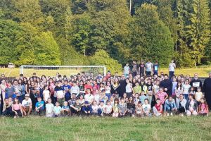 Tabără de meşteşuguri populare pentru 240 de copii din Protoieria Fălticeni