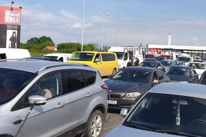 VIDEO. Dezastru în Petea. Românii care se întorc la muncă, umiliţi din nou!