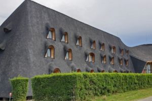 Locul unde turiştii sunt la un click distanţă de munte. Piatra Craiului, o binecuvântare şi pentru nevăzători
