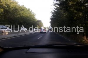 Trafic paralizat. Accident la Doraly Constanta. O victima. Coada de masini este pana la sensul giratoriu de la Agigea