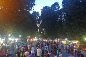 Au început „Serbările Băilor Pucioasa”. Trei zile de muzică:Rock, Pop şi Folclor