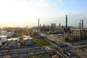 Cresterea productiei de titei in Kazahstan, cu efect pozitiv pentru Petromidia