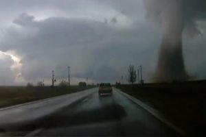 Vara s-ar putea prelungi până în octombrie, însă vom avea formaţiuni ciclonice, care aduc fenomene extreme