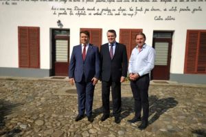 FOTO. Oaspeţi de onoare la Sebeş: Ambasadorul Republicii Slovace şi consulul general, întrevedere cu privire la dezvoltarea economică europeană, modele de bune practici şi proiecte comune