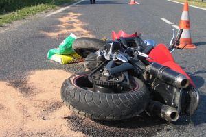 Două persoane rănite în accident cu motociclişti, între Avrig şi Bradu