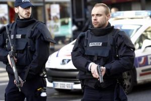 Panică la Lyon – O persoană ucisă şi alte nouă rănite