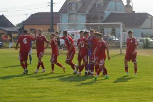 Etapă fastă pentru CSC Sânmartin şi Luceafărul Oradea în Liga a III-a de fotbal