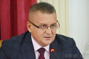 Fii parte din soluţie! Prefectul Ioan Mihaiu îi îndeamnă pe bihorenii din diaspora să se înscrie pe platforma dedicată votului în străinătate (VIDEO)