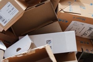 ALERTĂ în toată ţara: O nouă MEGA-ESCROCHERIE, derulată prin FIRMELE de CURIERAT
