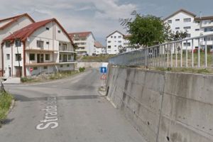 Reparaţii de strada Islazului – Parapetul are nevoie de intervenţie rapidă