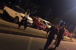IULIA VÂNTUR S-A “DISTRAT“ DOUĂ ORE PE TELEFON LA FRATELLI MAMAIA