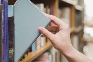 Tehnologie vs Nostalgie – Vor mai exista carti in viitor?