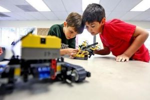 Trofeul Internaţional de Robotică, pentru a II-a oară la Braşov