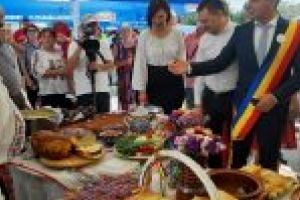 Festivalul Toamnei la Cârcea. A treia ediţie, în imagini