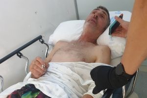 Un botoşănean, găsit căzut în stradă într-o localitate din Spania. Avea urme de violenţă. Apel către familia acestuia!