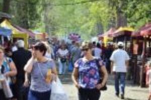 Serbările Cetăţii, înlocuite la Caransebeş cu un „bâlci mai muzical”