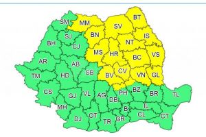 Instabilitate atmosferică temporar accentuată, până mâine dimineaţă, în judeţul Suceava