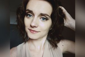 Are nevoie de AJUTOR pentru a duce o viaţă normală! Drama unei tinere de 23 de ani din Arad