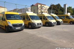 FOTO, VIDEO. Acţiune IPJ Alba de instruire şi verificare a şoferilor de microbuze şcolare, înainte de începerea anului şcolar