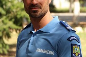Jandarmeria Capitalei, mesaj extrem de ciudat: Sebi e genul de om după care se dau în vânt femeile şi bărbaţii