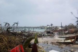 Uraganul Dorian: Cel putin cinci morti si distrugeri “fara precedent” in Bahamas, operatiuni de evacuare in SUA