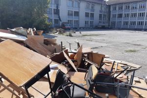 Cum vor învăţa elevii de la ”Lucian Blaga” Bistriţa în timp ce şcoala e în şantier (FOTO)