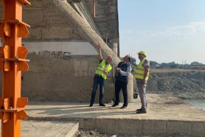 Podul de la Vereşti ar putea fi redat circulaţiei la sfârşitul acestei luni