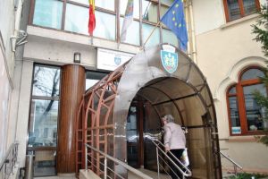 Consiliul Local Ploiesti a votat: Contribuabilii care nu si-au platit impozitele pe caldire sau masina vor fi SCUTITI de penalitati