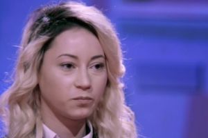 O tânără sechestrată de la vârsta de 15 ani şi trimisă de proxeneţi în Italia rupe tăcerea