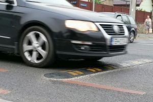Limitatoare de viteză din ce în ce mai multe la Sibiu – Primăria explică de ce
