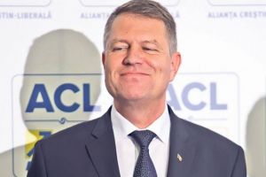 Plimbăreţul mut! Klaus Iohannis pleacă din nou în SUA