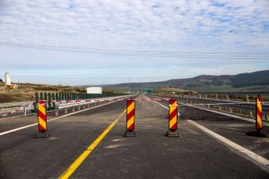 Restricţii pe Autostrada A10 Aiud – Turda. Se execută lucrări la rosturile de dilataţie