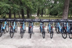 Peste 27.000 de trasee au fost efectuate prin sistemul bike-sharing. Cum poti obtine un card de utiizator 
