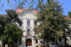 Anul şcolar poate începe în Timiş. Însă multe şcoli şi grădiniţe mai au probleme