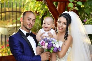 Evenimente festive la Fantanele si Cogealac:  Nunta luptatorului Iulian Grajdan si botezul fiului acestuia. Petrecere de vis! (galerie foto)  