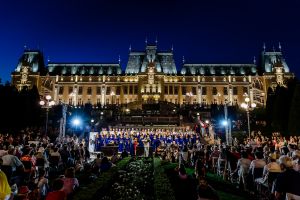 TEATRU CU MAIA MORGENSTERN ȘI MARIUS BODOCHI ȘI CONCERT AL FILARMONICII, ÎN ANSAMBLUL PALAS