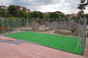 Teren degeaba: De ce stă nefolosit terenul de fotbal din Orăşelul Copiilor