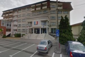 Elevii si studentii, care beneficiaza de o pensie de urmas, trebuie sa duca la Casa de Pensii Maramures, documentele