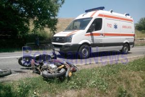 Accident! Tânăr rănit după ce a fost aruncat de pe un moped