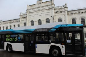 Autobuze din Polonia, Turcia şi China, ofertate la licitaţia care include Suceava