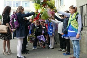 Copiii „stranierilor” revin să înveţe carte în şcolile din judeţ. Peste 1. ...