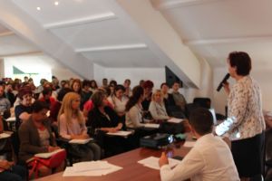 Profesorii, acuzaţi de ISJ că nu şi-au făcut datoria din moment ce 40% dintre elevi nu ştiu cât face 2×2